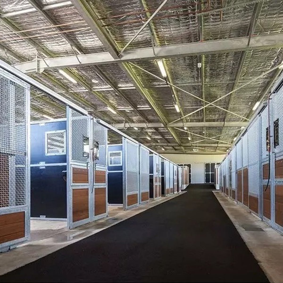 Glue-Down Flooring - Regupol Australia Equine