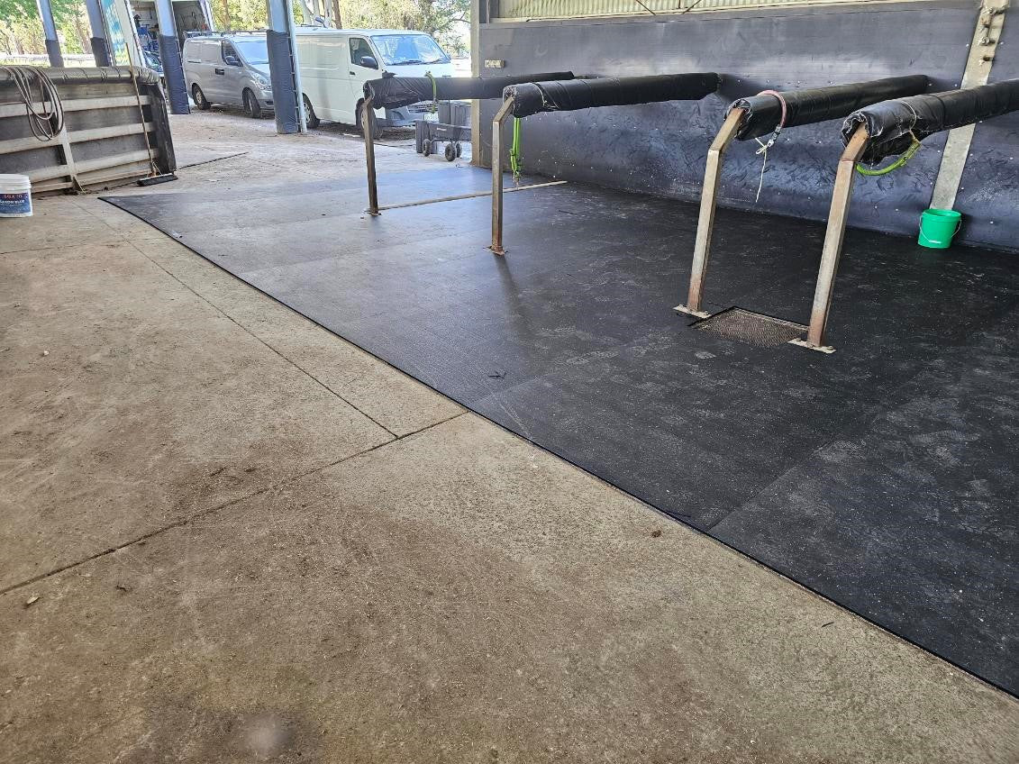horse wash bay fixed and fitted with rubber flooring after failure